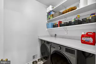 43745 McCollough Ct, Ashburn, VA 20147 - Photo 32