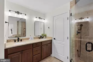 20500 Tappahannock Pl, Sterling, VA 20165 - Photo 34