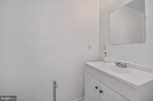 1515 Shields Terrace NE, Leesburg, VA 20176 - Photo 6