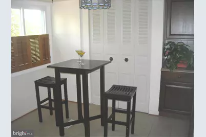 104 Giles Place, Sterling, VA 20164 - Photo 6