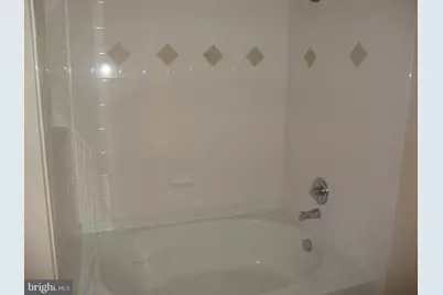 507 Sunset View Terrace SE #205, Leesburg, VA 20175 - Photo 4