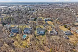 19834 Smith Cir, Ashburn, VA 20147 - Photo 92