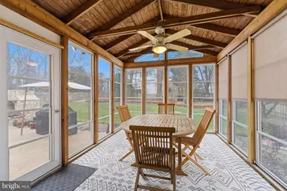 122 Briarwood Court, Sterling, VA 20164 - Photo 16