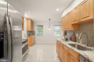 421 Clagett St SW, Leesburg, VA 20175 - Photo 16