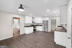 43118 Evans Pond Rd, Leesburg, VA 20176 - Photo 1