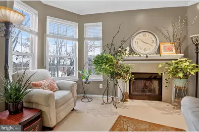 678 Gateway Drive SE #912, Leesburg, VA 20175 - Photo 2