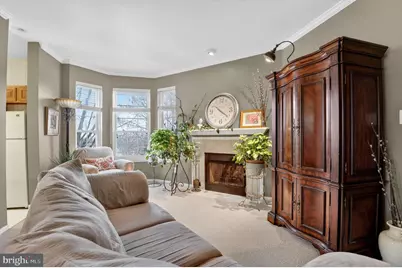 678 Gateway Drive SE #912, Leesburg, VA 20175 - Photo 4