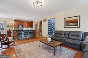 40 Stocks St, Lovettsville, VA 20180 - Photo 16