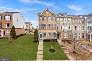 1596 Kinnaird Terrace NE, Leesburg, VA 20176 - Photo 2