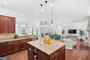 23248 Hickox Dr, Brambleton, VA 20148 - Photo 28