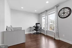 25429 Hartland Orch Ter, Chantilly, VA 20152 - Photo 24