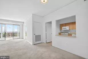 19355 Cypress Ridge Terrace, Leesburg, VA 20176 - Photo 16