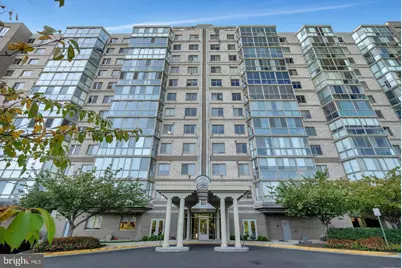 19355 Cypress Ridge Terrace #1122, Leesburg, VA 20176 - Photo 4