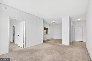 19355 Cypress Ridge Terrace, Leesburg, VA 20176 - Photo 12