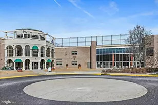 19355 Cypress Ridge Terrace, Leesburg, VA 20176 - Photo 12