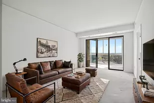 19355 Cypress Ridge Terrace, Leesburg, VA 20176 - Photo 10