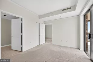 19355 Cypress Ridge Terrace, Leesburg, VA 20176 - Photo 22