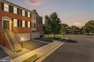 802 Maple Flats Terrace, Purcellville, VA 20132 - Photo 2