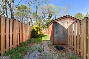 34 Palmer Ct, Sterling, VA 20165 - Photo 20