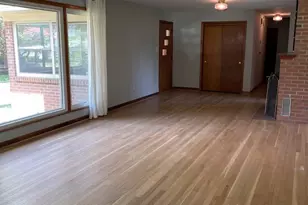 21 E Loudoun St, Round Hill, VA 20141 - Photo 8