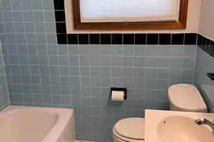 21 E Loudoun St, Round Hill, VA 20141 - Photo 14