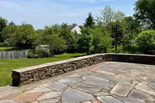 21 E Loudoun St, Round Hill, VA 20141 - Photo 4