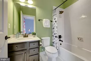 41258 Chatham Green Cir, Aldie, VA 20105 - Photo 40