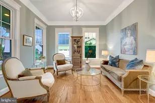 41258 Chatham Green Cir, Aldie, VA 20105 - Photo 6