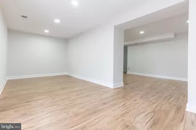 214 Leslie Ct, Sterling, VA 20164 - Photo 24