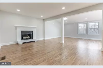 214 Leslie Ct, Sterling, VA 20164 - Photo 8