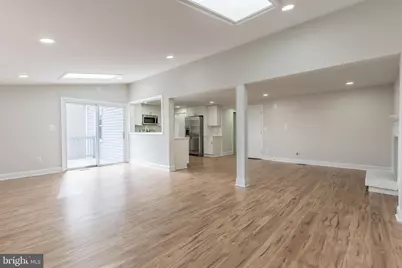 214 Leslie Ct, Sterling, VA 20164 - Photo 4