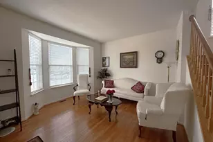 43569 Yorkshire Ct, Ashburn, VA 20147 - Photo 4