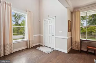 16921 Purcellville Rd, Purcellville, VA 20132 - Photo 2