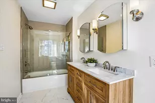 45558 Lakemont Square, Sterling, VA 20165 - Photo 18