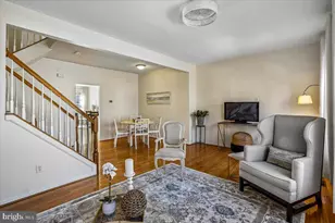 45558 Lakemont Square, Sterling, VA 20165 - Photo 6