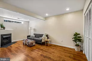 45558 Lakemont Square, Sterling, VA 20165 - Photo 22