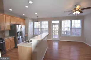 18801 Silverwood Terrace, Leesburg, VA 20176 - Photo 8