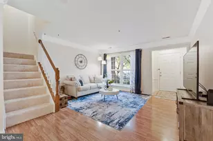 21789 Baldwin Square, Sterling, VA 20164 - Photo 4