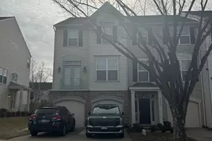 25324 Ashbury Dr, Chantilly, VA 20152 - Photo 1