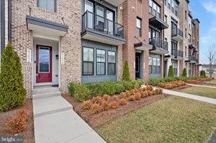 43406 Farringdon Sq, Broadlands, VA 20148 - Photo 2