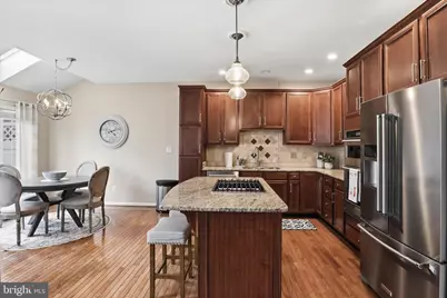 25524 Crossfield Drive, Chantilly, VA 20152 - Photo 12