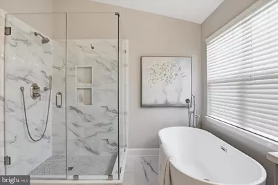 25524 Crossfield Drive, Chantilly, VA 20152 - Photo 22