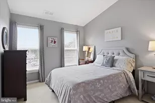 25524 Crossfield Dr, Chantilly, VA 20152 - Photo 24