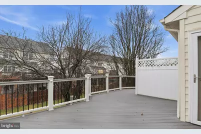 25524 Crossfield Drive, Chantilly, VA 20152 - Photo 16