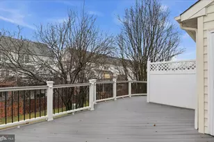 25524 Crossfield Dr, Chantilly, VA 20152 - Photo 16