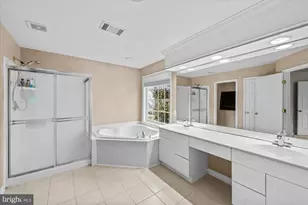 26068 Talamore Dr, Chantilly, VA 20152 - Photo 22