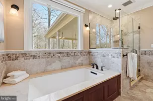 22029 Woodwinds Dr, Leesburg, VA 20175 - Photo 16