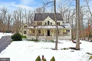 22029 Woodwinds Dr, Leesburg, VA 20175 - Photo 1