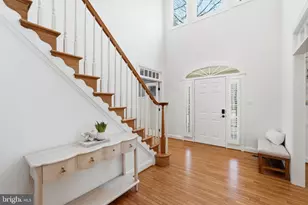 22029 Woodwinds Dr, Leesburg, VA 20175 - Photo 2