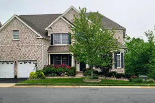 43341 Barnstead Dr, Ashburn, VA 20148 - Photo 4